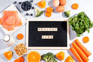 Foods that help maintain healthy eyes 